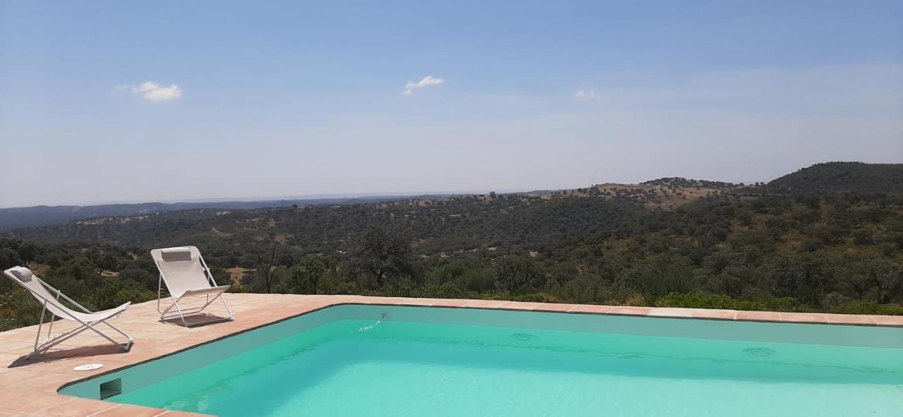 Casa Rural La Aulaga เอลกัสตีโญ เด ลาสกัวร์ดัส ภายนอก รูปภาพ