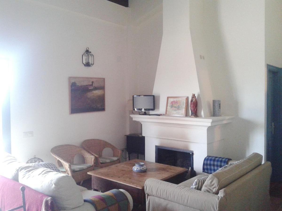 Casa Rural La Aulaga เอลกัสตีโญ เด ลาสกัวร์ดัส ภายนอก รูปภาพ